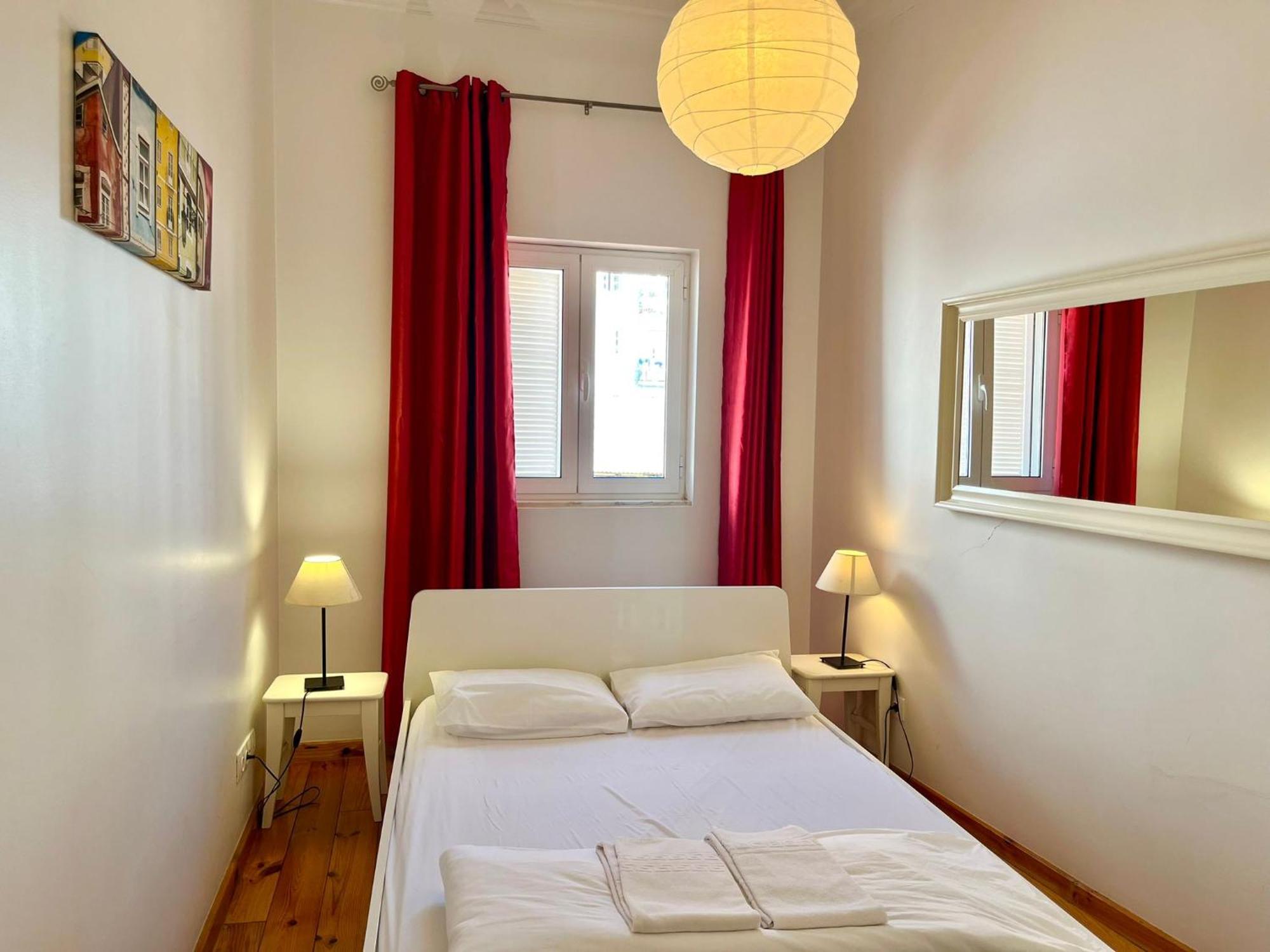 With Terrasse - 3 Bedroom, 3 Bathroom Triplex Lissabon